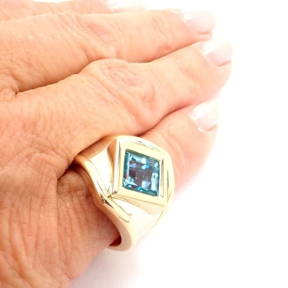 Authentic! Marina B 18k Yellow And White Gold Large Blue Topaz Ring - Picture 8 of 8